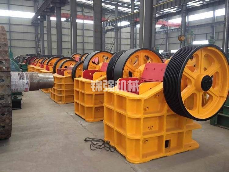 青石破碎機設備有哪些呢？破青石用什么破碎機好？(圖1)